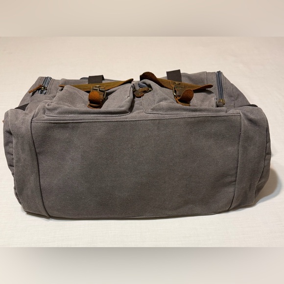 Aocome Gray Canvas Duffel Bag Leather Trim Travel Weekender/Shoe Compartment - Picture 10 of 13